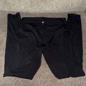 Lululemon flawed Black Leggings
